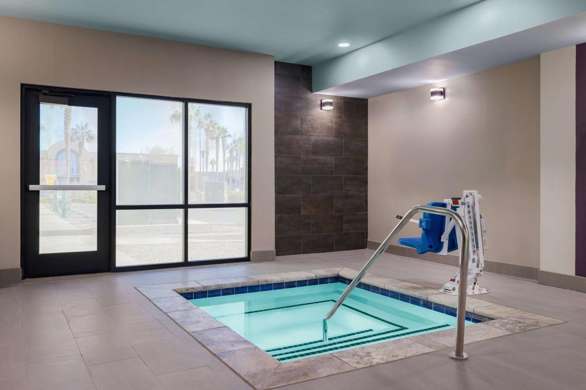Home2 Suites By Hilton El Centro Kültér fotó